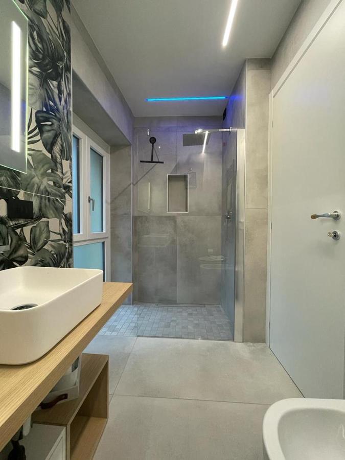 Teodorico Room & Apartment Верона Екстериор снимка