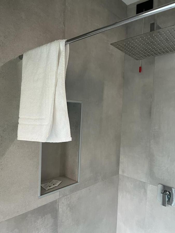 Teodorico Room & Apartment Верона Екстериор снимка