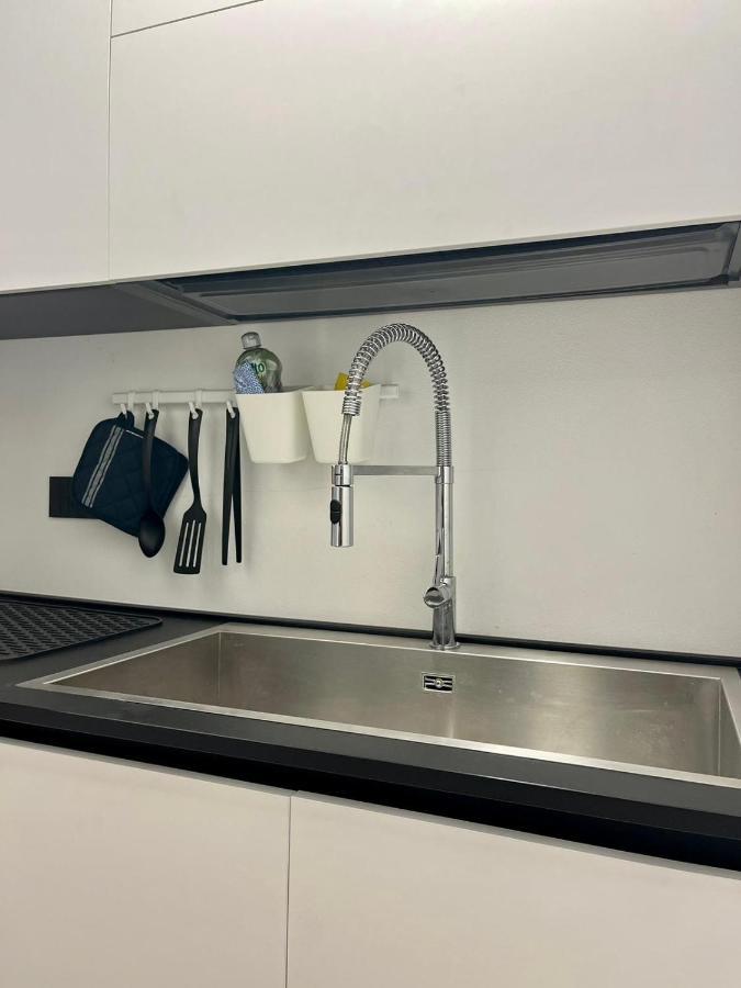 Teodorico Room & Apartment Верона Екстериор снимка